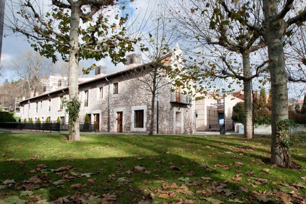 Apartamentos Maria Luisa Burgo Exteriér fotografie