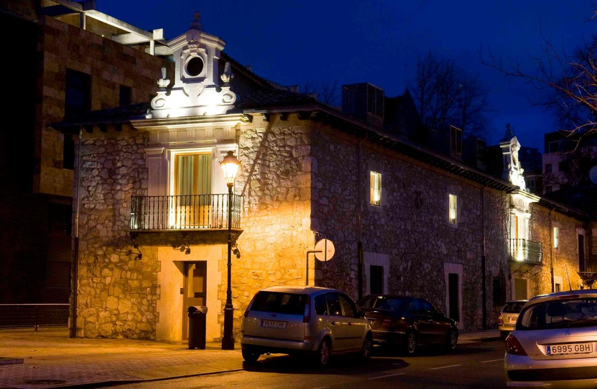 Apartamentos Maria Luisa Burgo Exteriér fotografie
