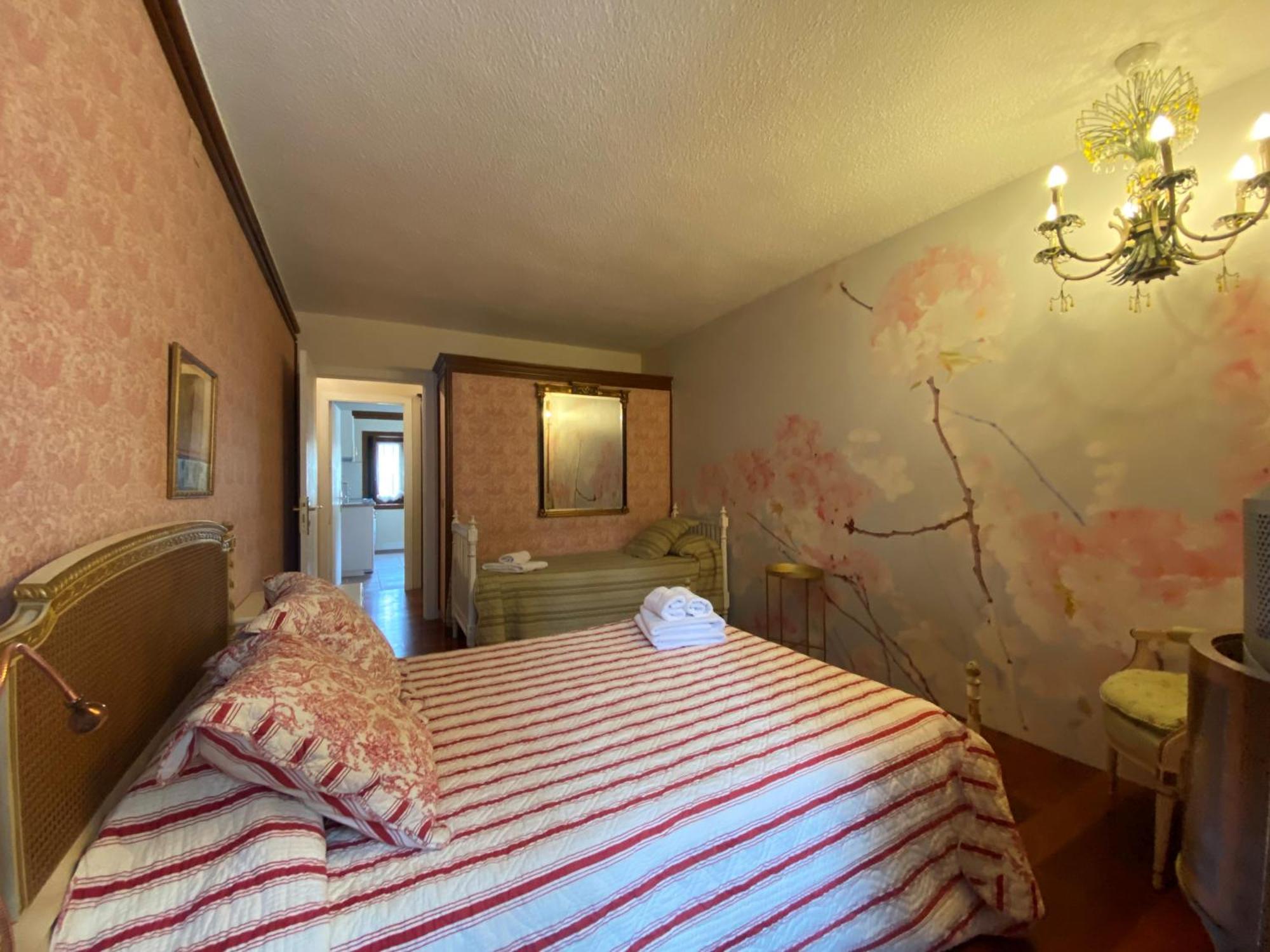Apartamentos Maria Luisa Burgo Exteriér fotografie