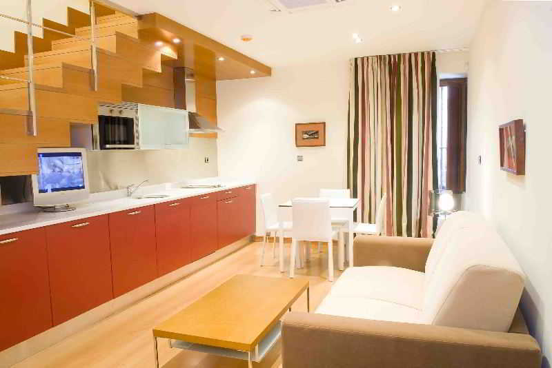 Apartamentos Maria Luisa Burgo Exteriér fotografie